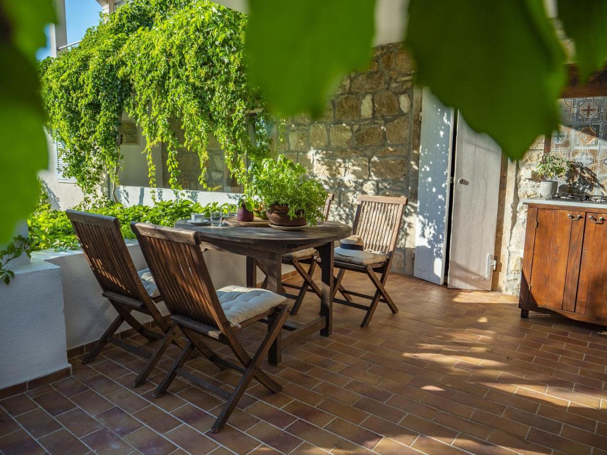 Central Art House Hvar هفار المظهر الخارجي الصورة